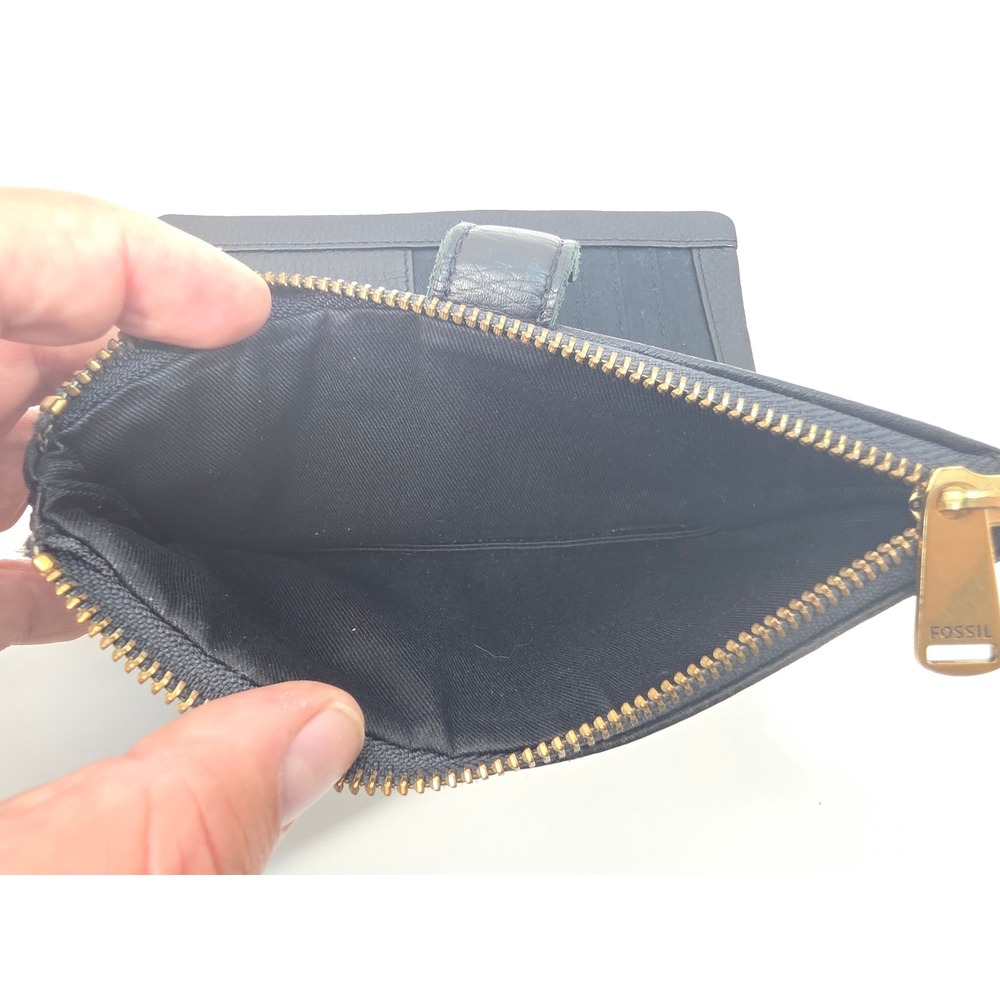 Fossil Logan Tab Clutch Wallet Cream Black Pebbled Leather Bifold SL7830 - Picture 4 of 6